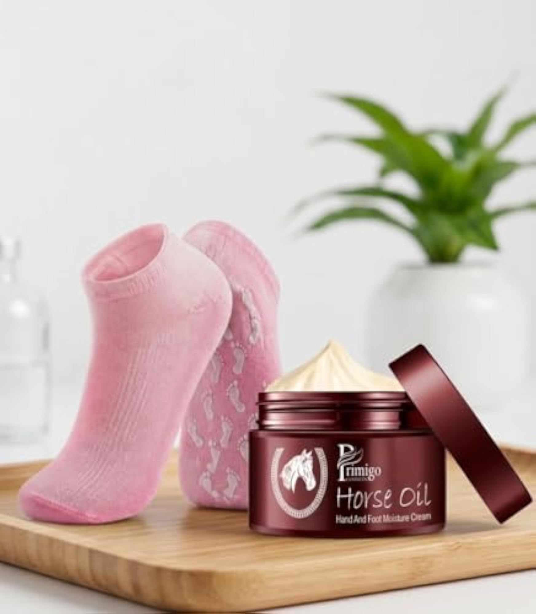 Aloe Vera Foot Cream Roll with Gel Socks for Cracked Heels